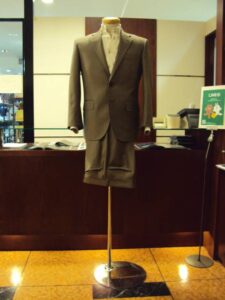 メンズ　オーダースーツ　クラシカル2つボタンスーツ　ゼニア エレクタ　Ermenegildo Zegna