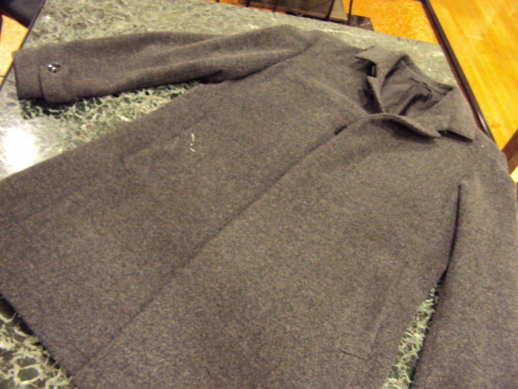 起毛コート ポケット破れ かけはぎ かけつぎ 穴 ダメージ復元 穴修理 虫食い 仙台の ドレス オーダースーツ 洋服リメイク リフォームは