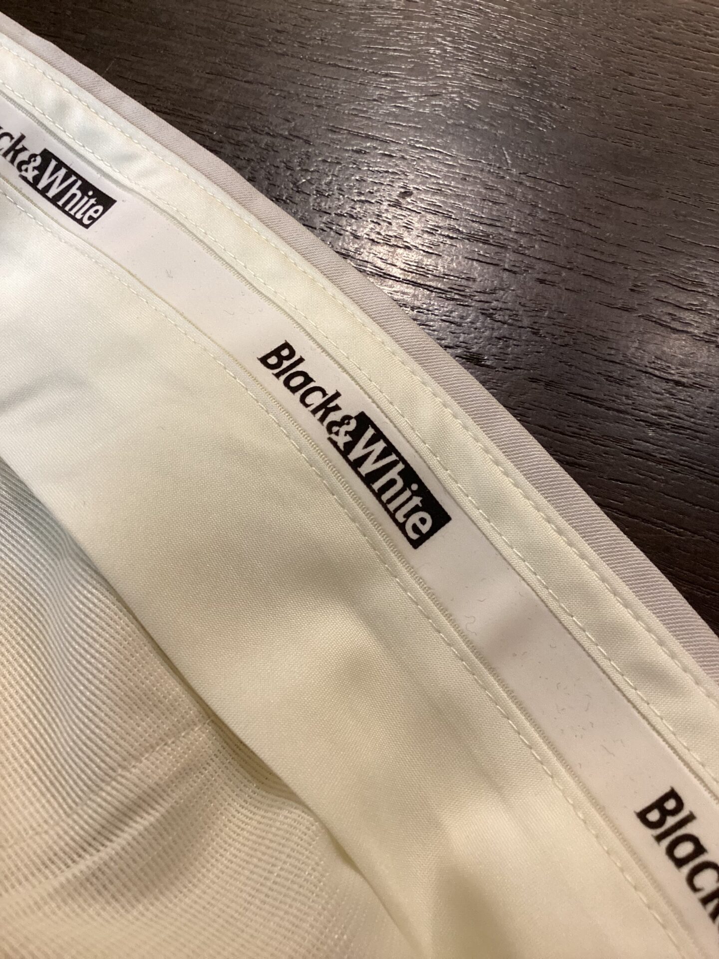 ブラック&ホワイト パンツ 究極かけはぎ 虫食い 破れ 穴 かけつぎ ダメージ復元 Black & White